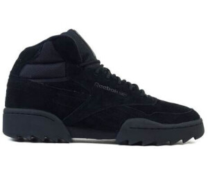 black reebok exofit